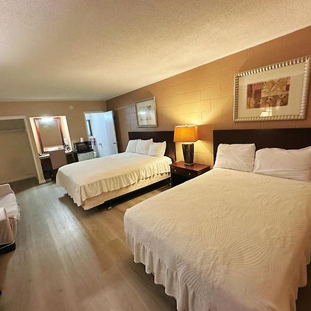 Royal Inn And Suites Hemet Εξωτερικό φωτογραφία