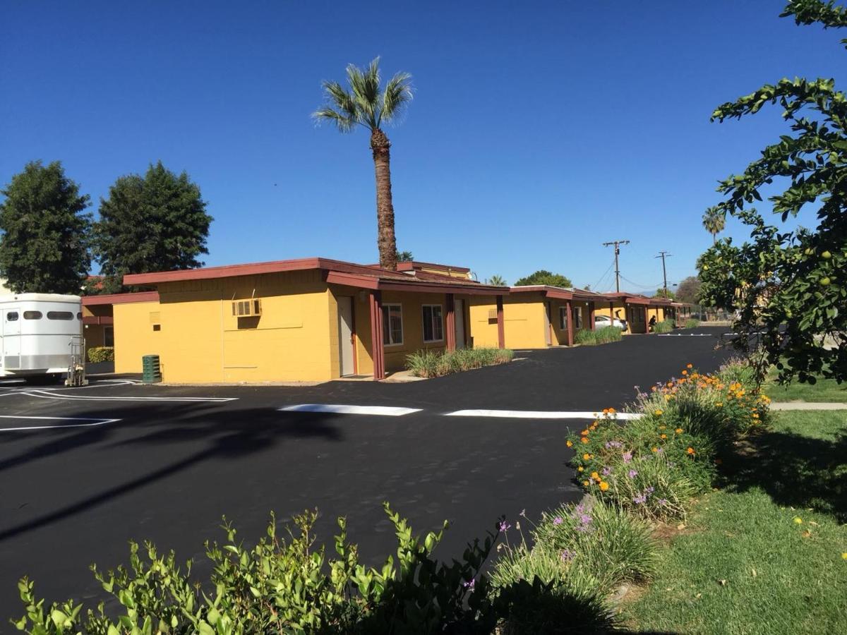 Royal Inn And Suites Hemet Εξωτερικό φωτογραφία