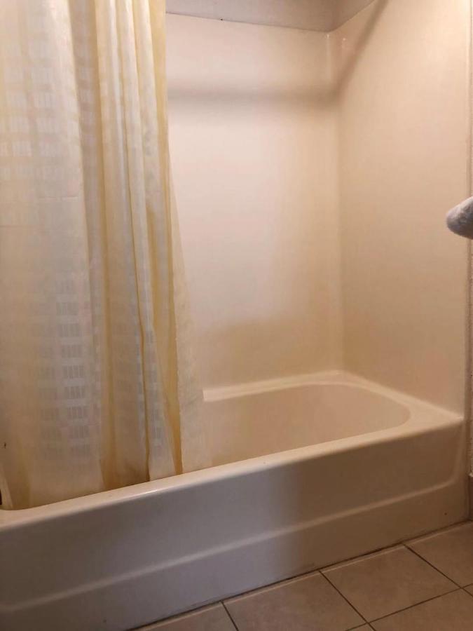 Royal Inn And Suites Hemet Εξωτερικό φωτογραφία